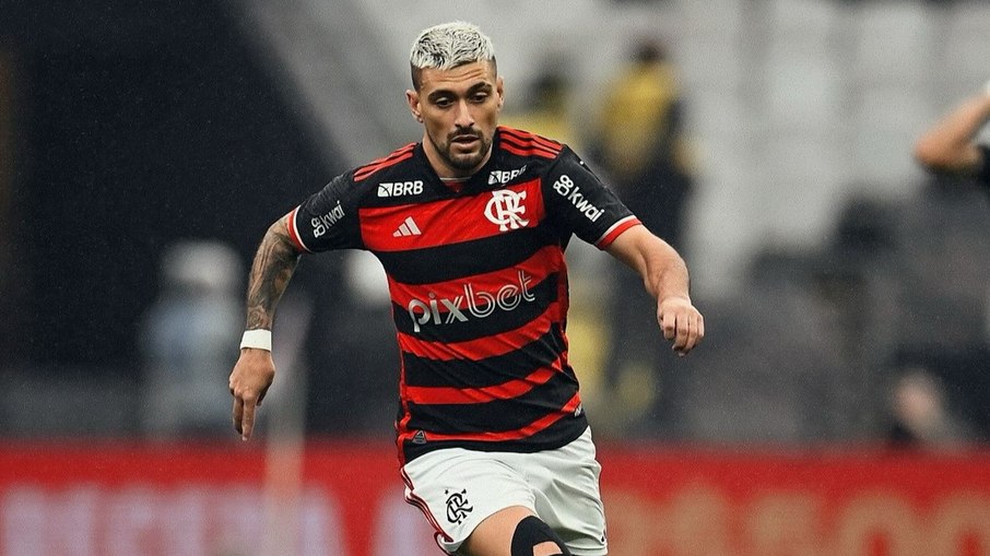 Flamengo empata com Corinthians e está na final da Copa do Brasil