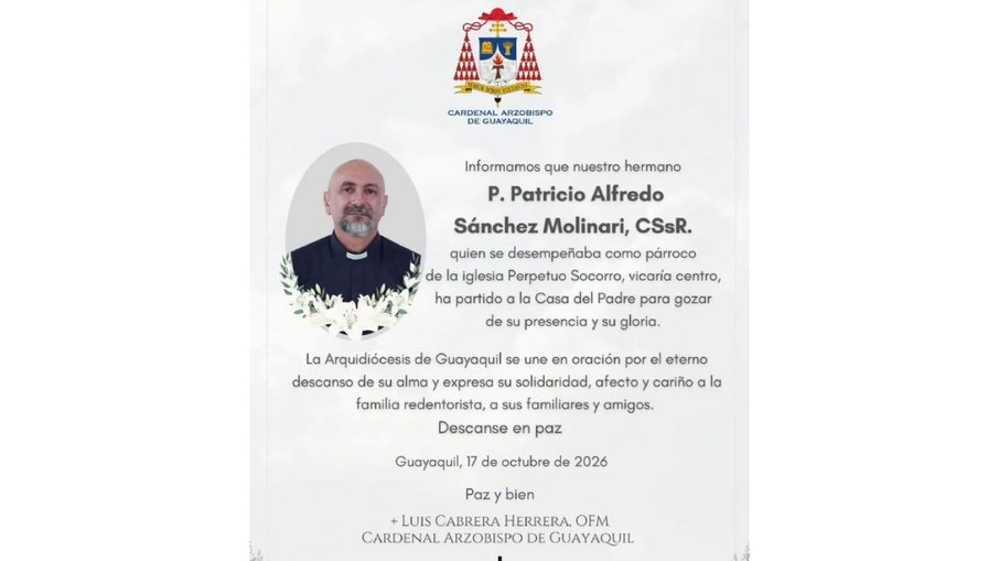 Padre morre após cruz cair sobre sua cabeça durante missa Padre morre após cruz cair sobre sua cabeça durante missa