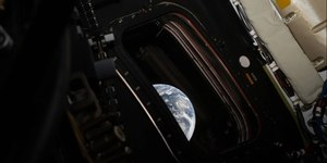 Artemis II: astronautas divulgam 1ª foto da Terra rumo à Lua