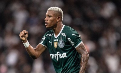 Palmeiras rechaça saída de Danilo, que alimenta 'sonho' pelo clube