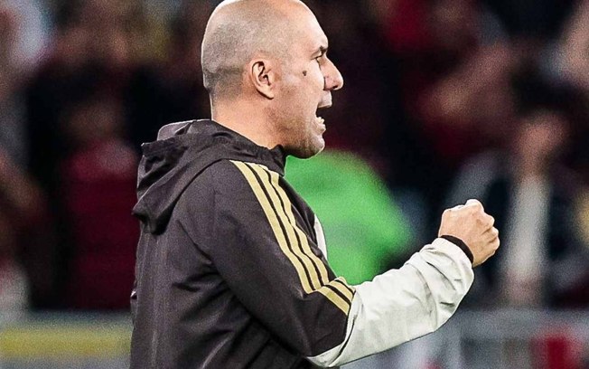 Leonardo Jardim revelou que pediu aos jogadores do Flamengo para equiparar a vontade com o Fluminense