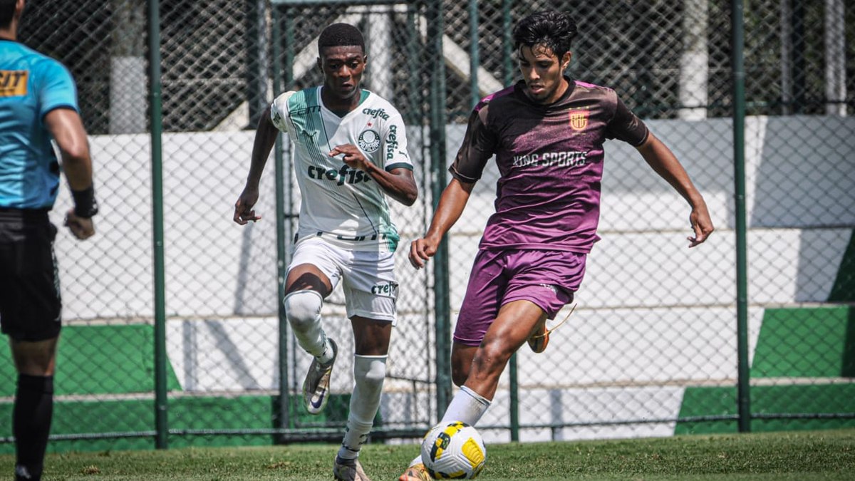 Flamengo segue a preparação para estreia no Paulistão sub-20. Flamengo segue a preparação para estreia no Paulistão sub-20.