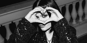 Jessie J é hospitalizada após bater a cabeça em acidente de carro