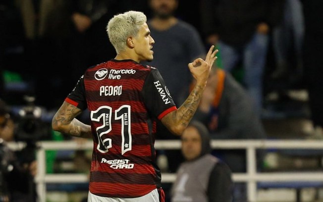 Pedro alcança ídolos do Flamengo, avança por seu melhor ano na carreira e torna óbvia decisão de Tite