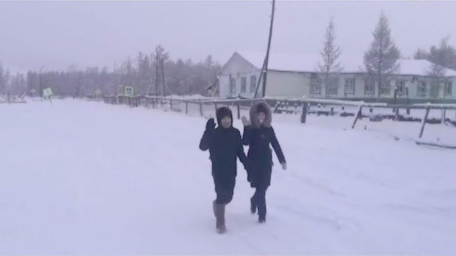Oymyakon é muito frio Oymyakon é muito frio
