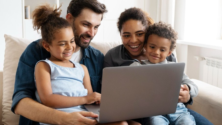 Personal Tech Organizer traz comodidade e segurança online para famílias 