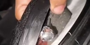 VÍDEO: PM leva tiro na cabeça em assalto e é salvo por capacete