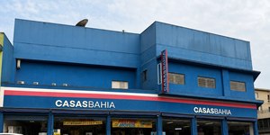 Leilão virtual da Casas Bahia termina nesta sexta-feira (4)