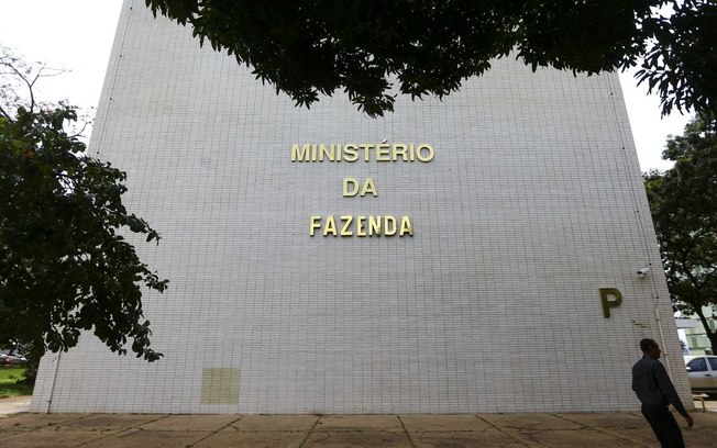 Governo publica medida provisória para tentar zerar déficit fiscal