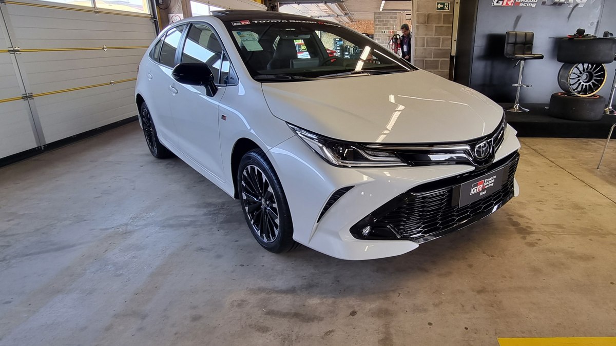 Corolla tem compradores mais jovens do que os outros sedãs médios