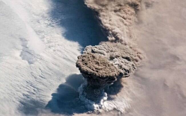 Astronautas flagraram vulcão em erupção na Rússia