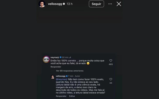 Neymar reclama com Edina durante jogo do Santos