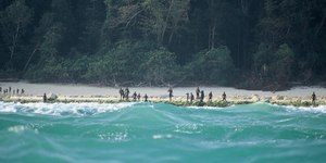 Conheça a ilha mais isolada do mundo, onde entrada é proibida