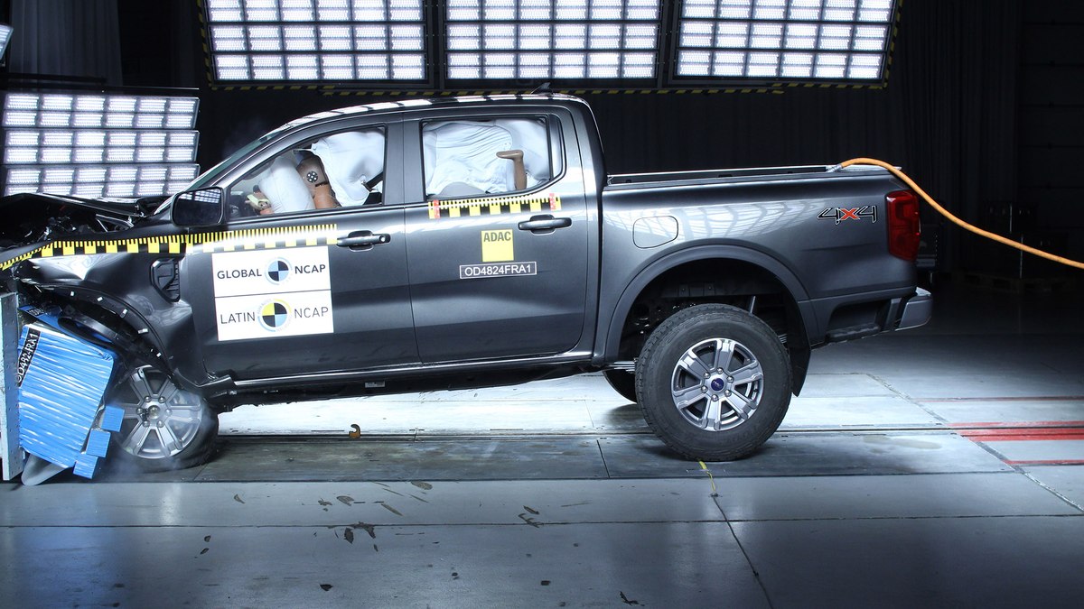 Ford Ranger em teste da Latin Ncap