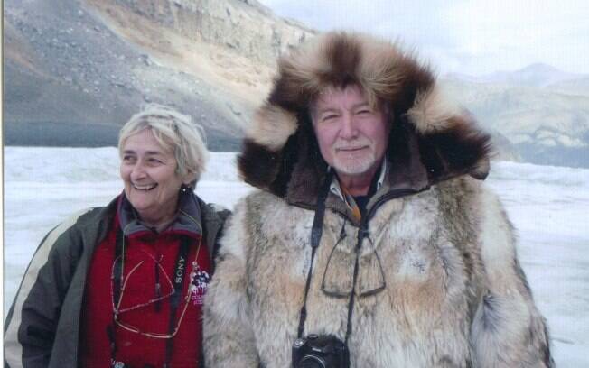 O homem conseguiu ser uma das poucas pessoas a conhecer o Polo Norte e o Polo Sul, em mochilão pelo mundo