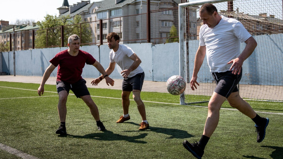 Artigos de futebol estão em oferta de Dia dos Pais