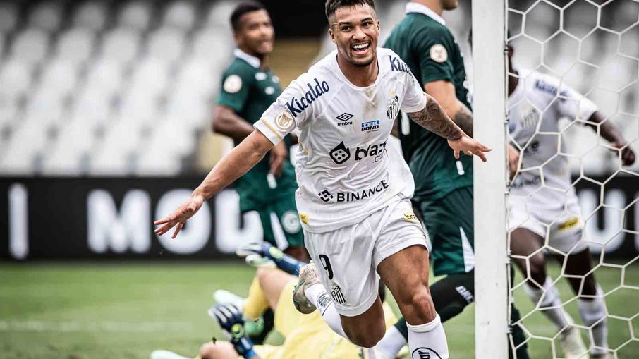 Santos volta a vencer após 12 jogos: 4 a 3 no Goiás