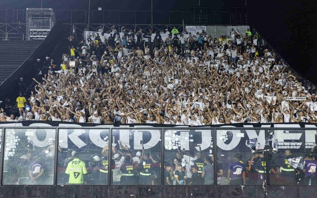 Vasco quer enfrentar o Boca em São Januário