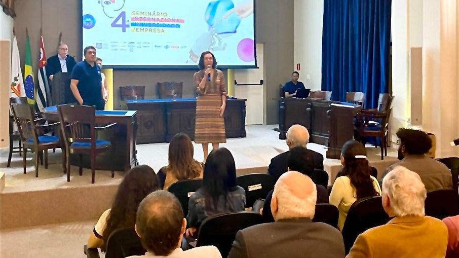 Programação contempla profissionais do mercado de trabalho e acadêmicos para desvendar o uso da inteligência