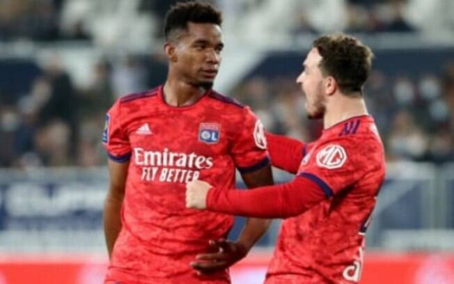 Thiago Mendes marca seu primeiro gol na temporada da Ligue 1 Thiago Mendes marca seu primeiro gol na temporada da Ligue 1