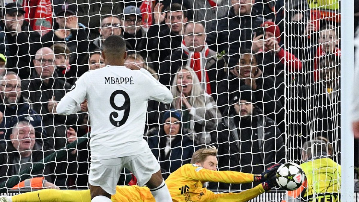 Mbappé perde pênalti, e Real Madrid é derrotado pelo Liverpool na Champions