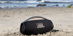 JBL Boombox 3 aparece com preço histórico e cupons secretos