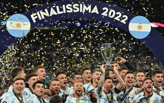 Argentina vence a Finalíssima e agita a web: 'Será que o Mbappé assistiu?'
