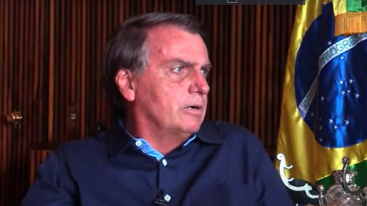 AGU entra com recurso para suspender depoimento de Bolsonaro