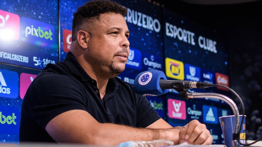 Ronaldo Fenômeno foi questionado sobre busca de reforços no Cruzeiro