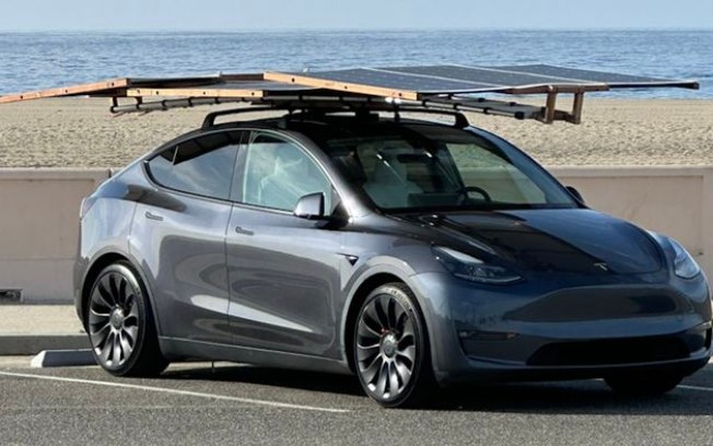 Dono de Tesla mostra solução criativa contra falta de bateria