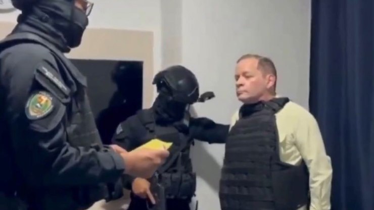 Regime de Maduro prende líder da oposição às vésperas de eleições