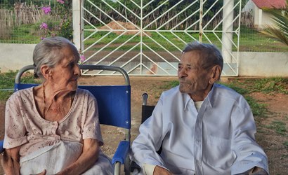 Casal mais velho do mundo completa 84 anos de casamento