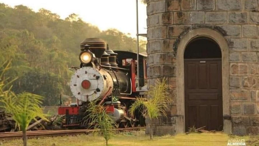A Maria Fumaça do Paraná é a segunda mais antiga do Brasil A Maria Fumaça do Paraná é a segunda mais antiga do Brasil