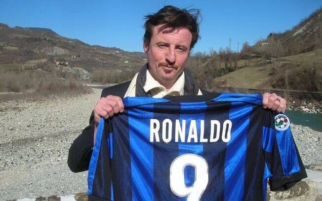 Fabio Macellari era zagueiro e atuou na Inter de Milão que tinha Ronaldo, Seedorf, Pirlo e Zanetti