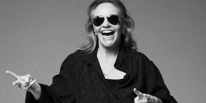 Angela Ro Ro: relembre os 7 maiores hits da carreira da artista