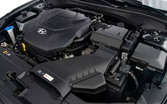 Motor V6 segue a linha dos Azera vendidos no Brasil anteriormente, com 261 cv e 31 kgfm