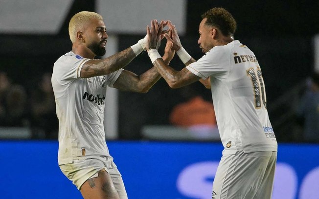 Neymar, com duas assistências e ótimas jogadas, foi o maestro do Santos no 2 a 1 sobre o Macará, pela Sul-Americana