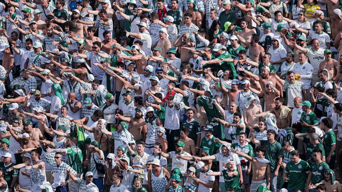 Torcida do Palmeiras na final da Libertadores de 2025, contra o Flamengo Torcida do Palmeiras na final da Libertadores de 2025, contra o Flamengo