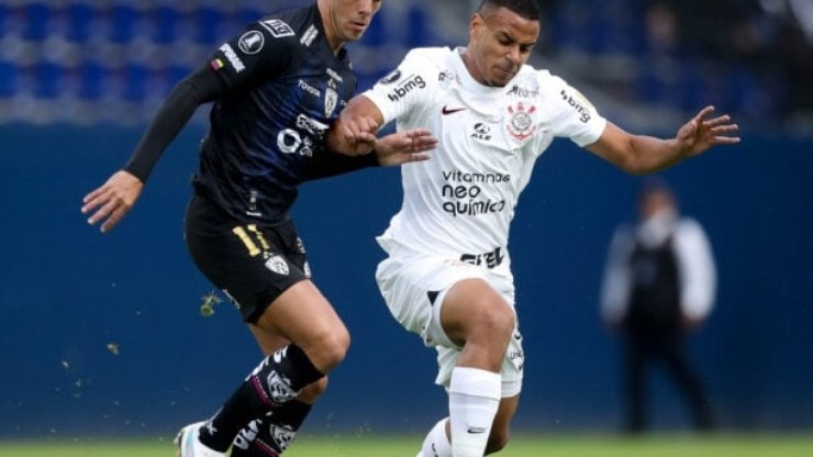 Corinthians não vence uma equipe equatoriana há 13 anos