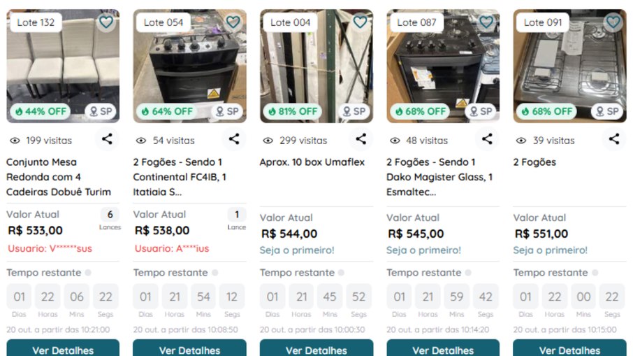 Produtos à venda no Leilão das Casas Bahia em Jundiaí, no interior de São Paulo.