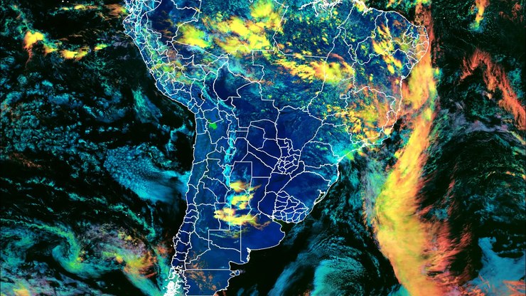 Dupla de ciclones atinge o Brasil com frio e chuva extrema