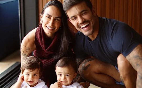 Clara Maia e André Coelho anunciam segunda gravidez de gêmeos
