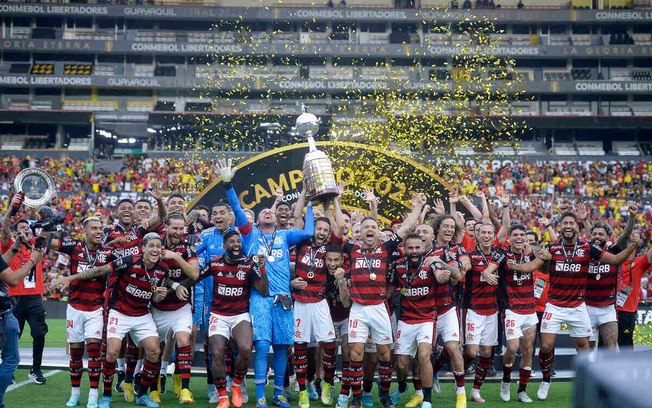 Gabigol marca contra o Athletico e dá terceiro título da Libertadores ao Flamengo