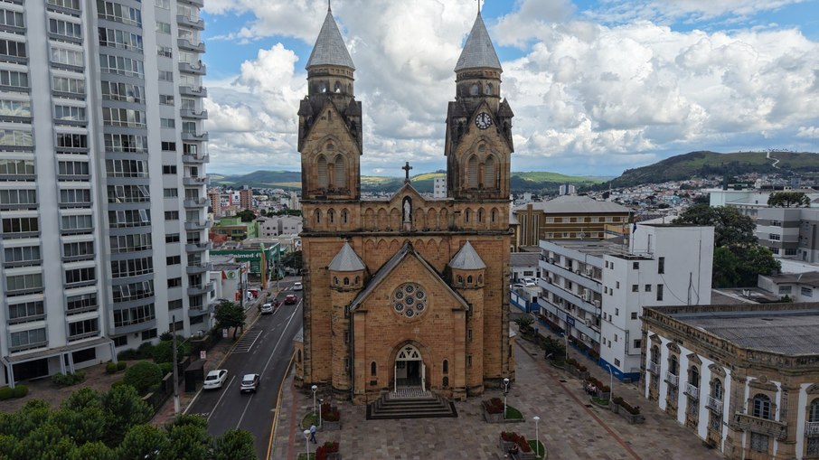 Catedral Metropolitana Nossa Senhora dos Prazeres - Lages (SC) Catedral Metropolitana Nossa Senhora dos Prazeres - Lages (SC)