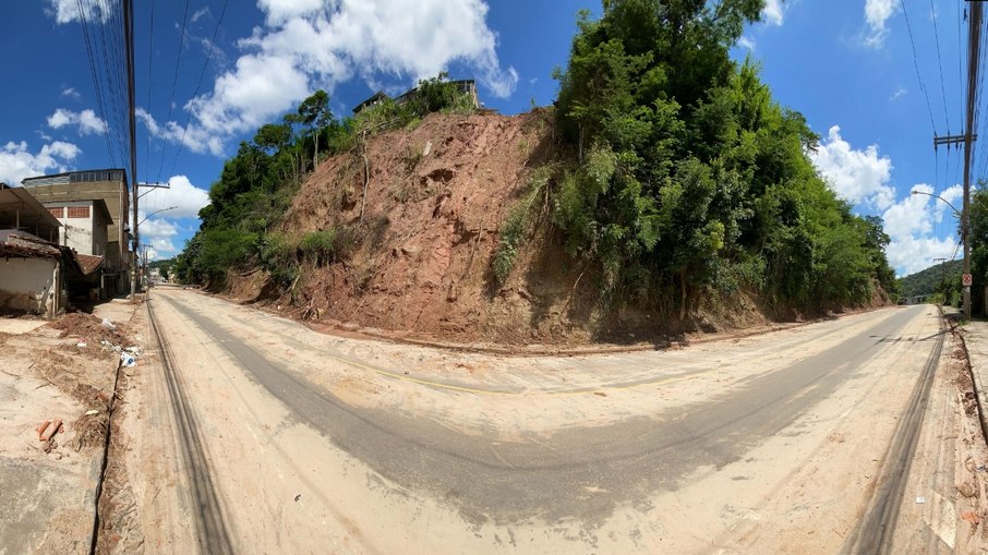Curva da Miséria no bairro Cerâmica no fim de março