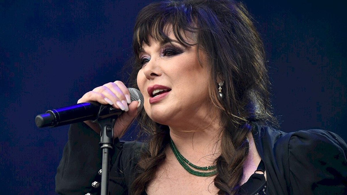 Ann Wilson, do Heart, revela diagnóstico de câncer e banda adia turnê