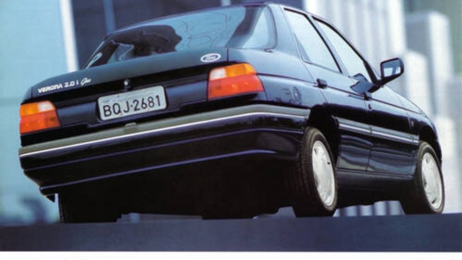 O Ford Verona foi lançado nas versões LX, GLX, Ghia, além da raríssima S