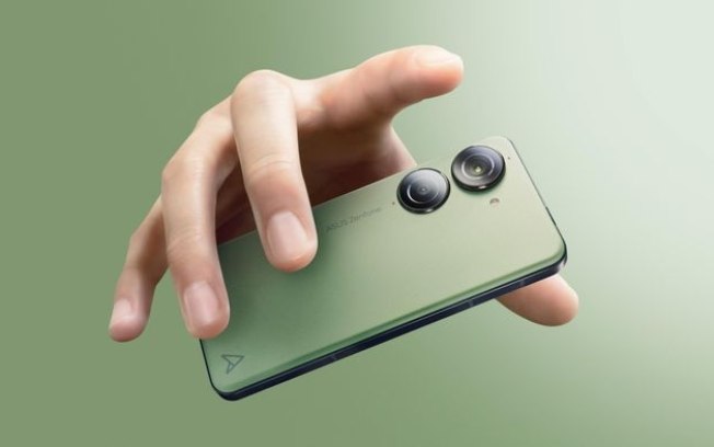 ASUS Zenfone 11 Ultra volta a vazar reforçando inspiração no ROG Phone 8