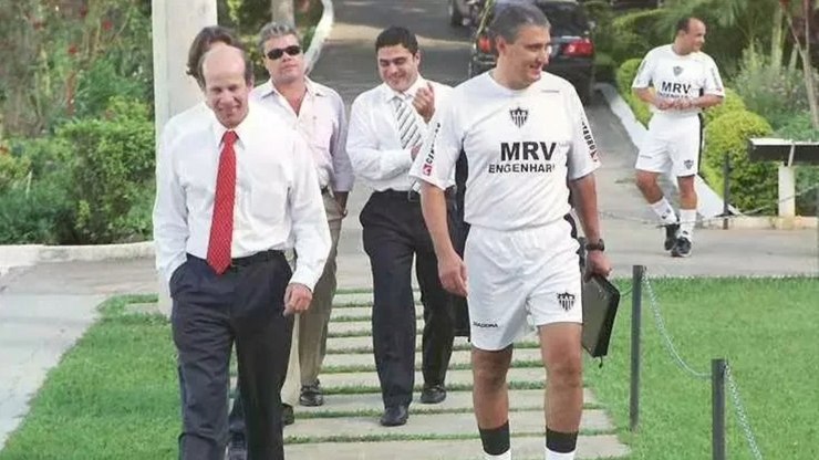 Rival: Tite treinou o Atlético-MG no ano do rebaixamento