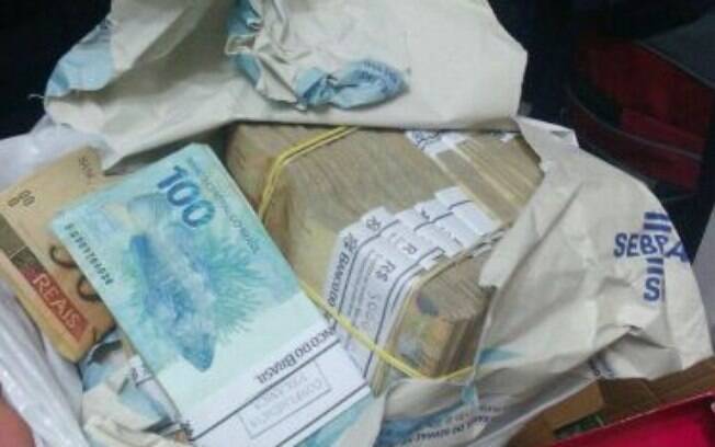 PF apreendeu mala com R$ 559 mil na casa do ex-secretário de Assuntos Jurídicos do município de São Sebastião